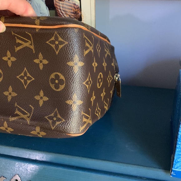 Vintage Louis Vuitton Cite Bag GM Monogram Exterior Pocket Shoulder Bag Roomy - Picture 7 of 15